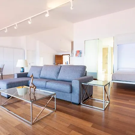 Lofts Cacatua Apartment *